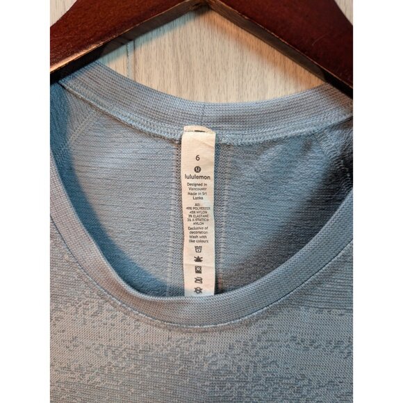 Lululemon Women's Size 6 Blue Swiftly Tech Short Sleeve Activewear T-Shirt - Picture 3 of 7